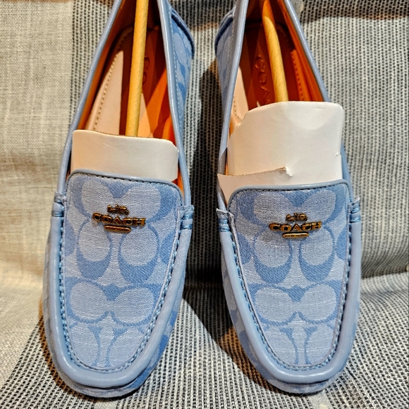 Blue Coach loafers. Women's 5.5 New in box - Picture 3 of 4